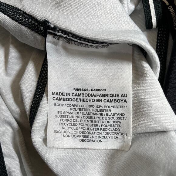 NIKE Dri Fit Women's Printed Cropped Legging Animal Print Size XS Gym Activewear - Picture 11 of 12